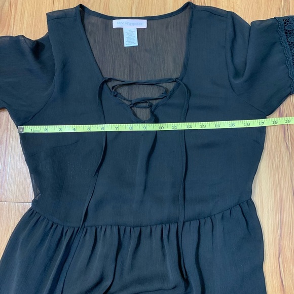 Band Of Gypsies Boho Bell Sleeve Ruffled Dress - Picture 11 of 12